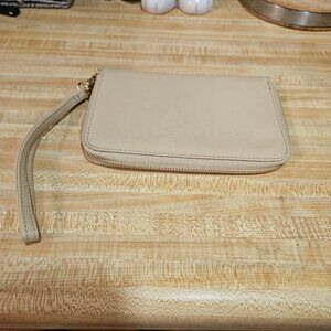 Lost + Wander Cream Beige Faux Leather Wristlet Wallet Cards Passport holder